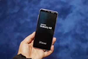 تقویت آنتن موبایل سامسونگ Galaxy A8 میتواند یکی از مواردی باشد که خریداران گوشی سامسونگ به دنبال ان هستند.